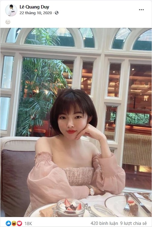 SofM thường xuyên đăng ảnh bạn gái